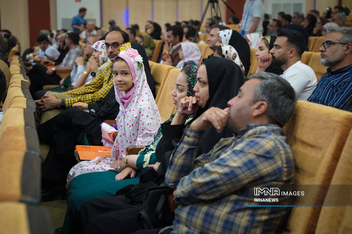 جشن روزه اولی‌های فرزندان کارکنان شهرداری اصفهان