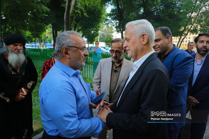 آیین افتتاح گذر صلح و دوستی در اصفهان