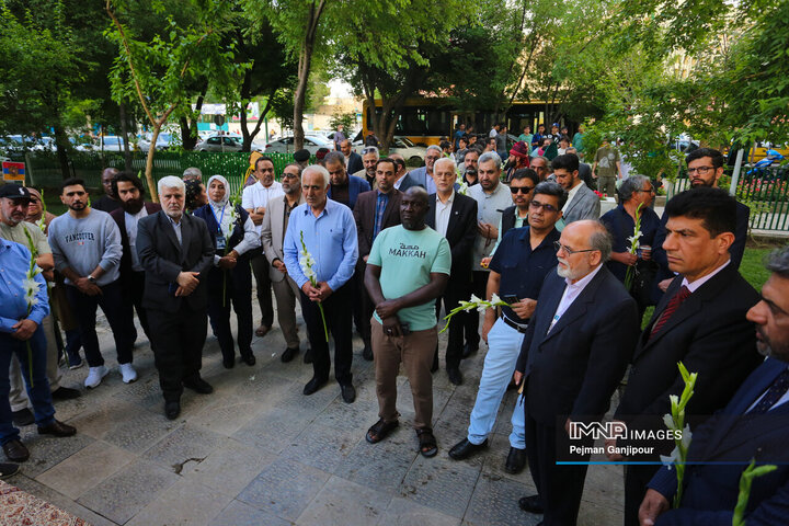 آیین افتتاح گذر صلح و دوستی در اصفهان