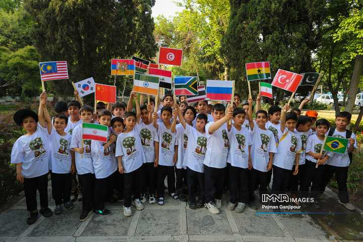 آیین افتتاح گذر صلح و دوستی در اصفهان