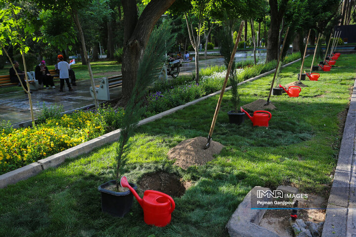 آیین افتتاح گذر صلح و دوستی در اصفهان