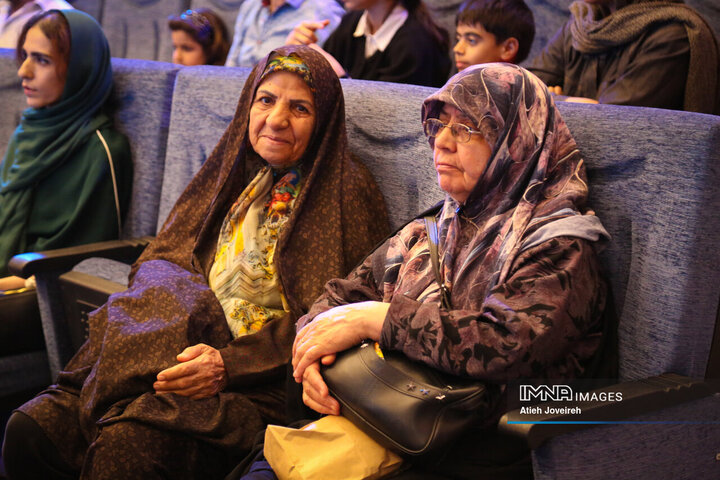 اختتامیه چهارمین دوره جشنواره بین‌المللی نقاشی کودک و نوجوان «پوپک»