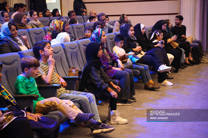 اختتامیه چهارمین دوره جشنواره بین‌المللی نقاشی کودک و نوجوان «پوپک»