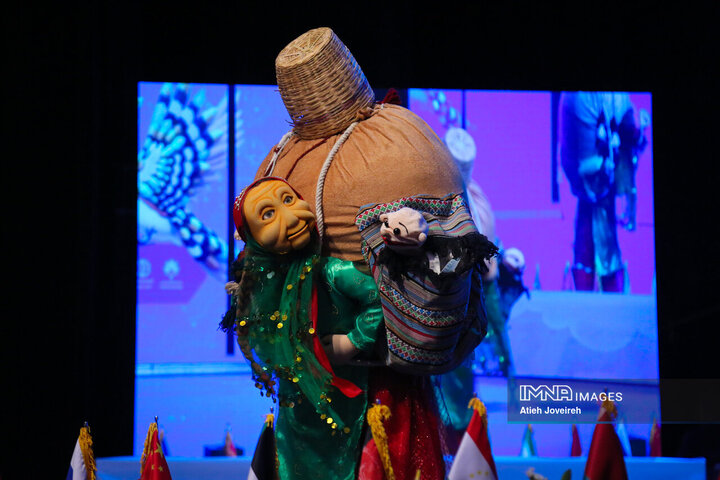 اختتامیه چهارمین دوره جشنواره بین‌المللی نقاشی کودک و نوجوان «پوپک»