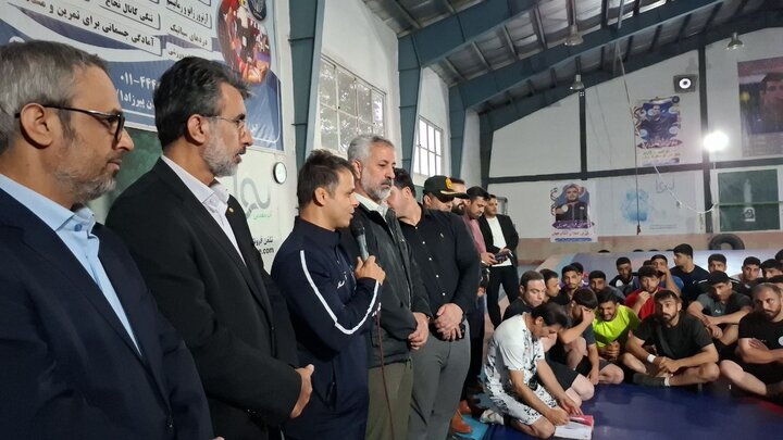 فیلم| تمرینات فشرده فرنگی‌کاران تیم ملی در خانه کشتی آمل