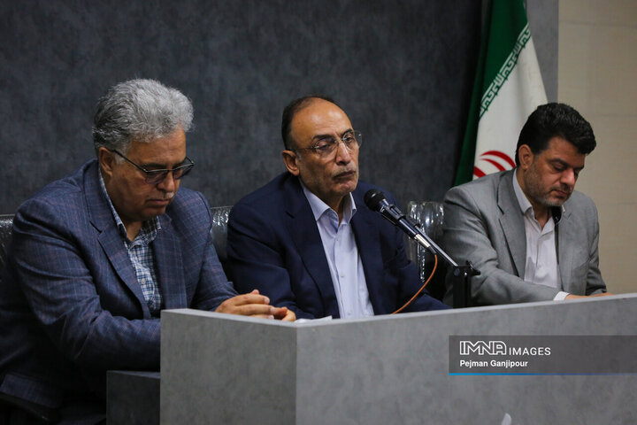 میزگرد تخصصی اصفهان، بحران آب و آینده