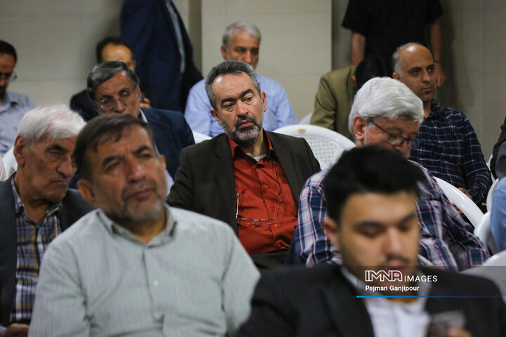 میزگرد تخصصی اصفهان، بحران آب و آینده