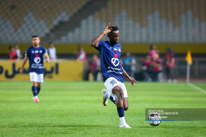 هفته بیست‌و‌هشتم لیگ برتر؛ سپاهان - گل گهر