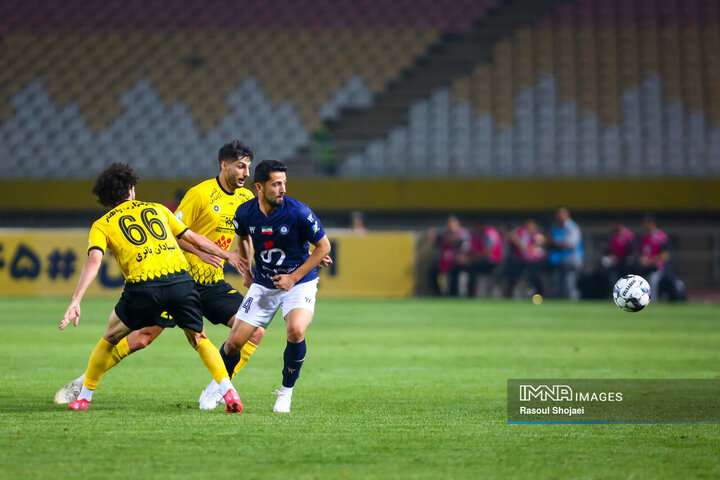 هفته بیست‌و‌هشتم لیگ برتر؛ سپاهان - گل گهر