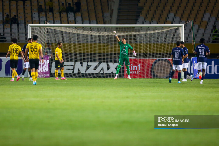 هفته بیست‌و‌هشتم لیگ برتر؛ سپاهان - گل گهر