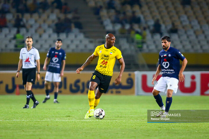 هفته بیست‌و‌هشتم لیگ برتر؛ سپاهان - گل گهر