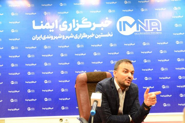 توسعه فضاهای تفریحی و پروژه‌های گردشگری موجب تقویت برند کلانشهر اراک می‌شود