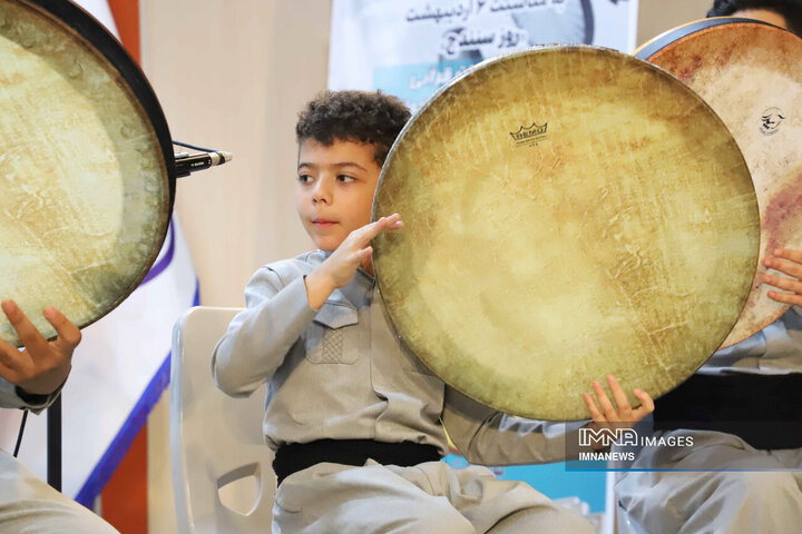 گرامیداشت هفته فرهنگی سنندج