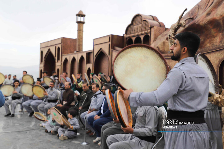 گرامیداشت هفته فرهنگی سنندج