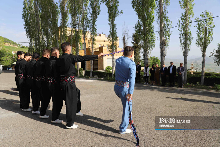 گرامیداشت هفته فرهنگی سنندج