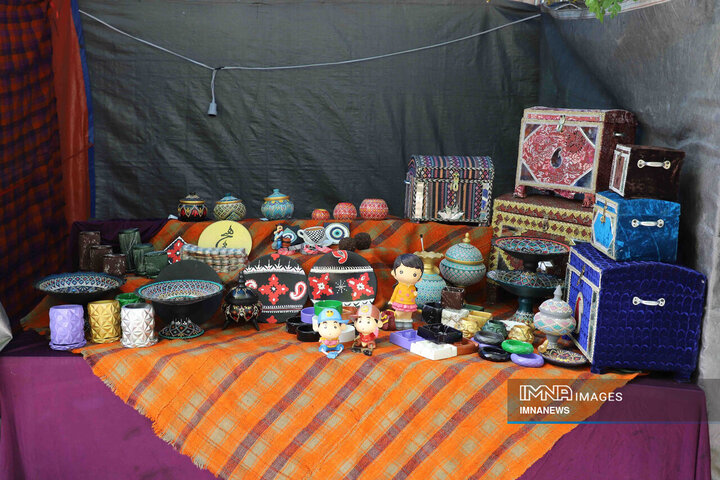 گرامیداشت هفته فرهنگی سنندج