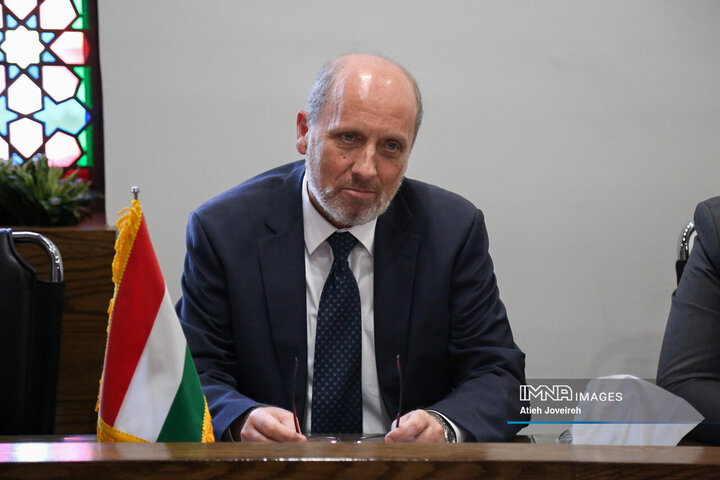 دیدار مدیران شهری اصفهان با سفیر مجارستان در ایران
