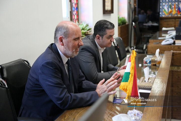 دیدار مدیران شهری اصفهان با سفیر مجارستان در ایران