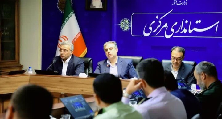 ویژگی‌های شخصیتی و خدمات شهدای خدمت برای آحاد جامعه تبیین شود