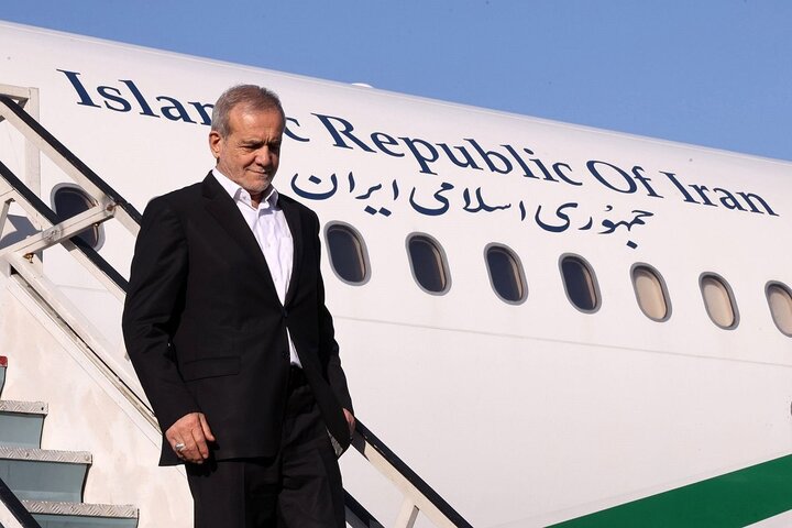 پزشکیان وارد مشهد مقدس شد