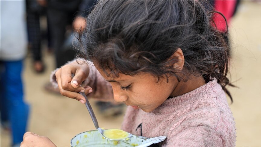 کمک‌ها پشت مرزها و کودکان غزه پشت دیوار گرسنگی