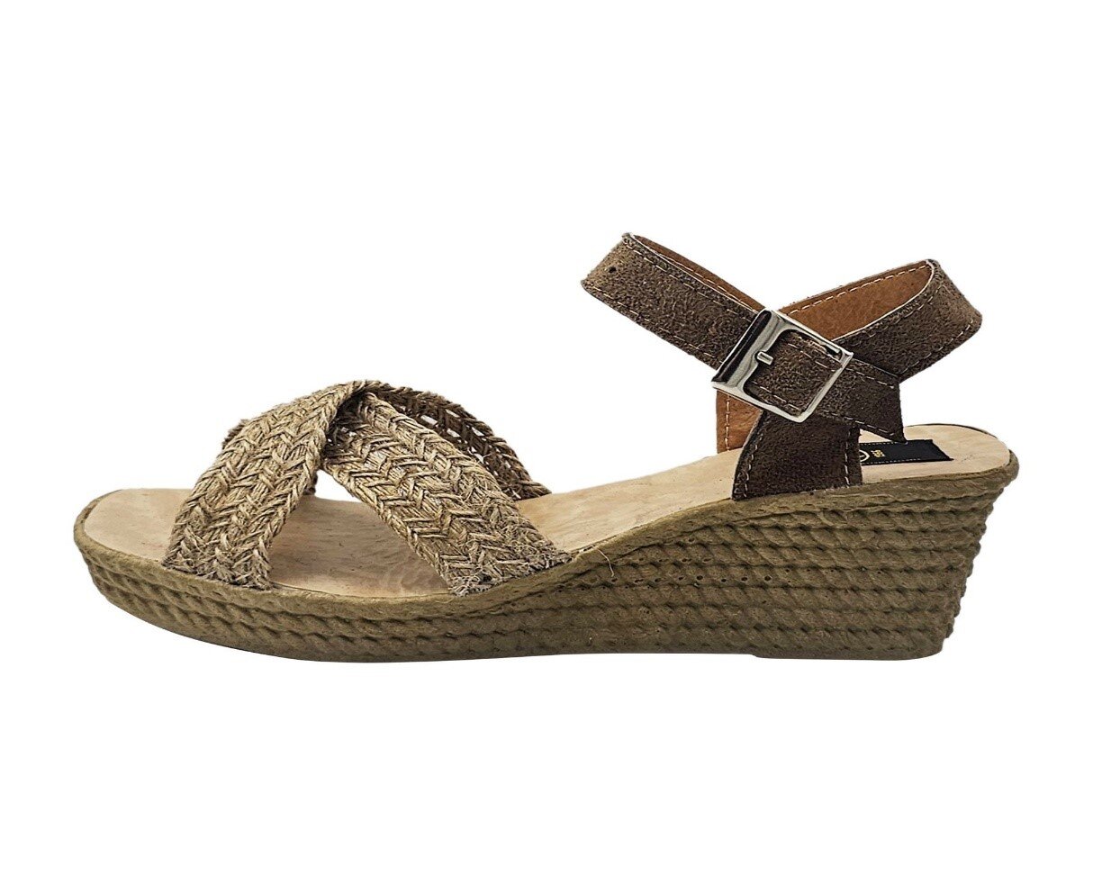 صندل زنانه لژدار کنفی و حصیری 