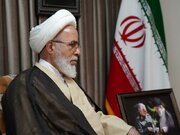 حوزه و دانشگاه، مرکز علم و تربیت عالم‌ هستند