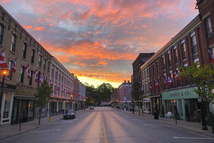 هالیوود شمال در روستای کانادایی