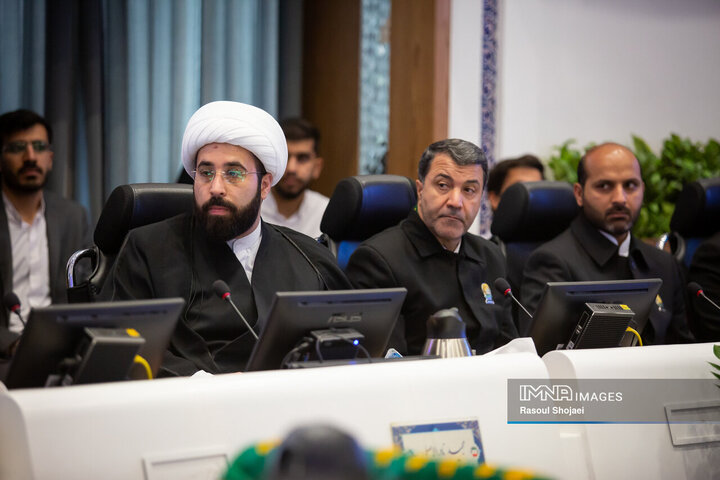 صحن علنی شورای شهر اصفهان