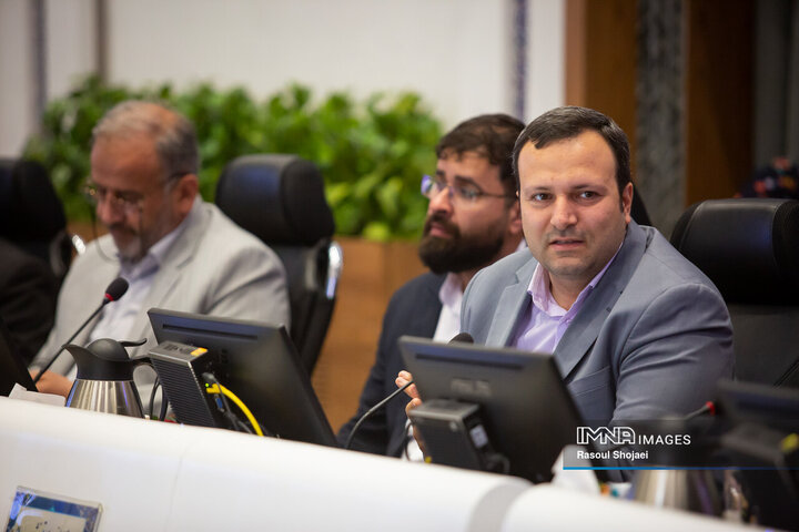 صحن علنی شورای شهر اصفهان