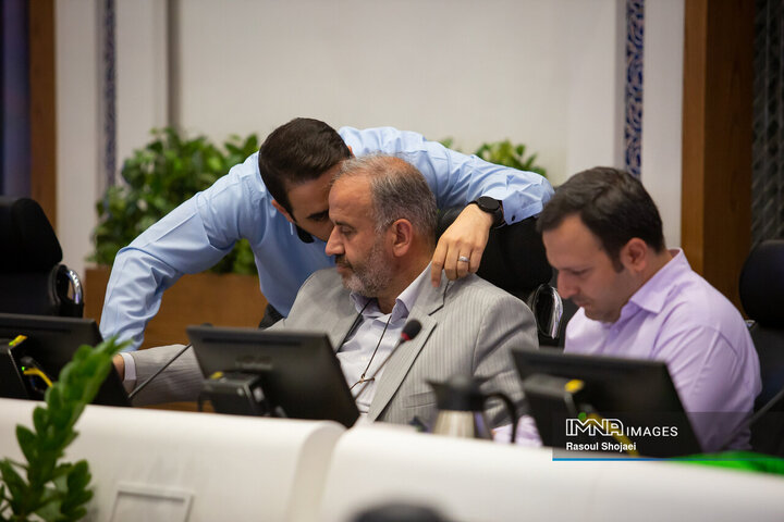 صحن علنی شورای شهر اصفهان