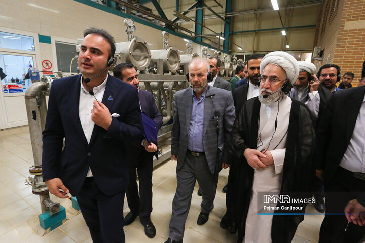 بازدید دادستان کل کشور از پالایشگاه غلات گلشهد