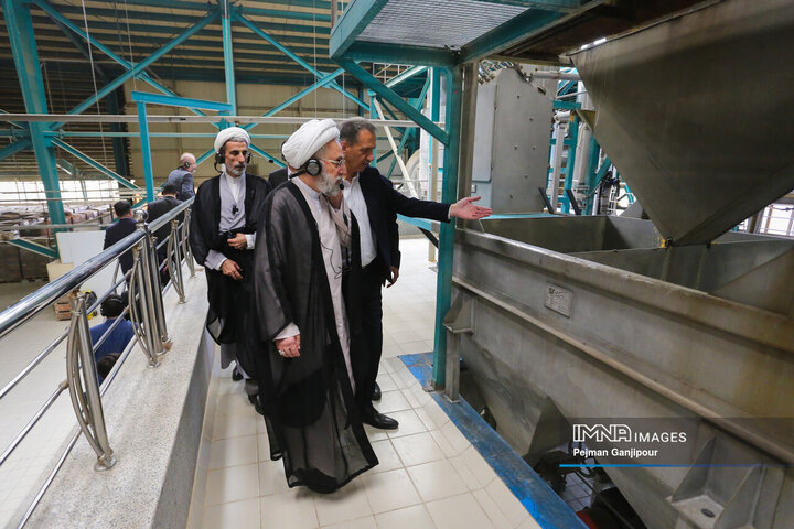 بازدید دادستان کل کشور از پالایشگاه غلات گلشهد