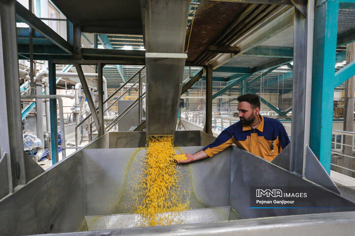 بازدید دادستان کل کشور از پالایشگاه غلات گلشهد