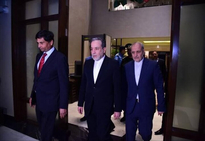 عراقچی وارد اسلام‌آباد شد