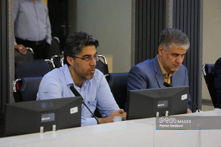 جلسه ستاد هماهنگی و برنامه‌ریزی بزرگداشت شهید آیت‌الله رئیسی و شهدای خدمت در اصفهان