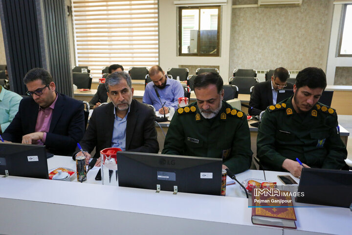 جلسه ستاد هماهنگی و برنامه‌ریزی بزرگداشت شهید آیت‌الله رئیسی و شهدای خدمت در اصفهان
