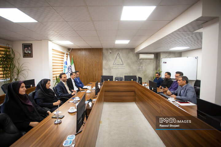 جلسه کمیته فنی فناوری اطلاعات و ارتباطات شهرداری اصفهان