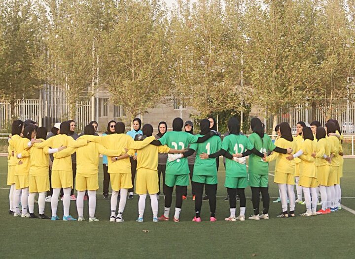 اردلان ۳۰ بازیکن را به اردو فراخواند