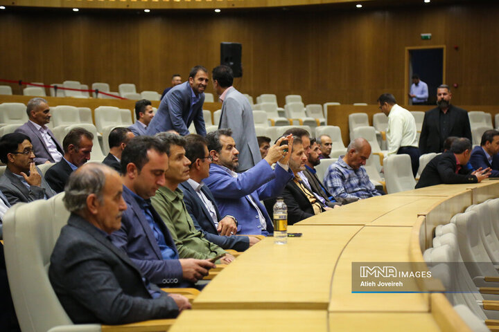 آیین تجلیل از معلمان نمونه استان اصفهان