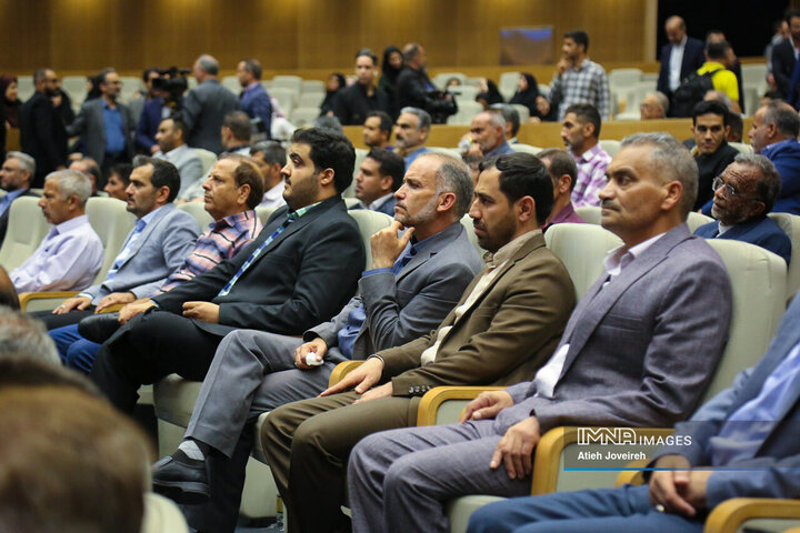 آیین تجلیل از معلمان نمونه استان اصفهان