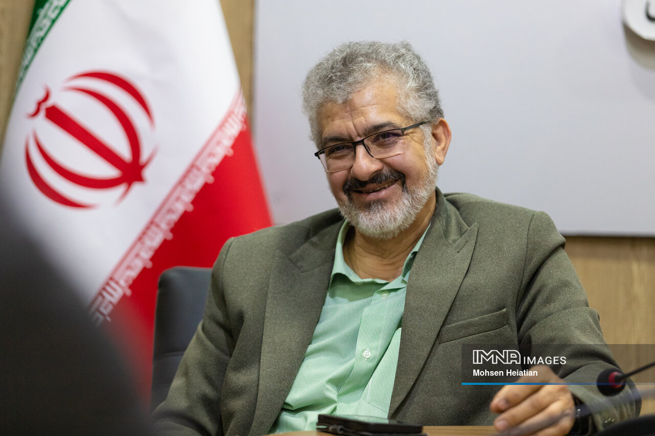 رونمایی از دو زیرساخت راهبردی برای عبور از بحرانهای اقتصادی ترکیبی