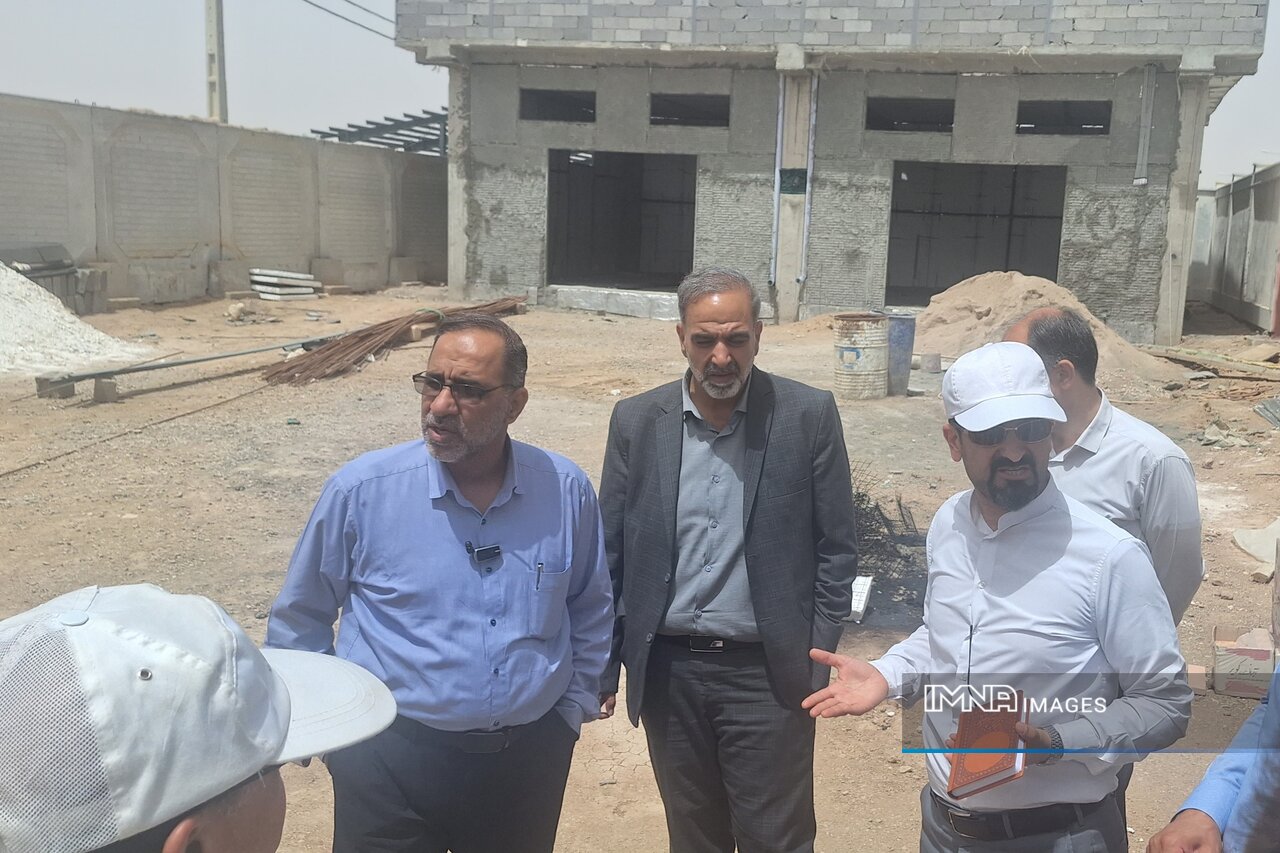 پیشرفت ۵۰ درصدی زائرسرای شهرداری اصفهان در مرز چذابه