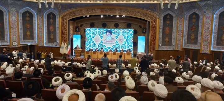 آغاز همایش یکصدمین سالگرد بازتأسیس حوزه علمیه قم