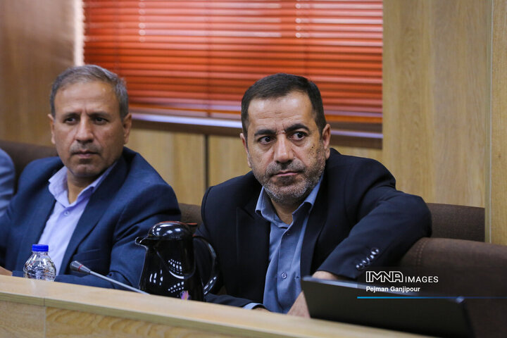 نشست مجمع نمایندگان استان اصفهان