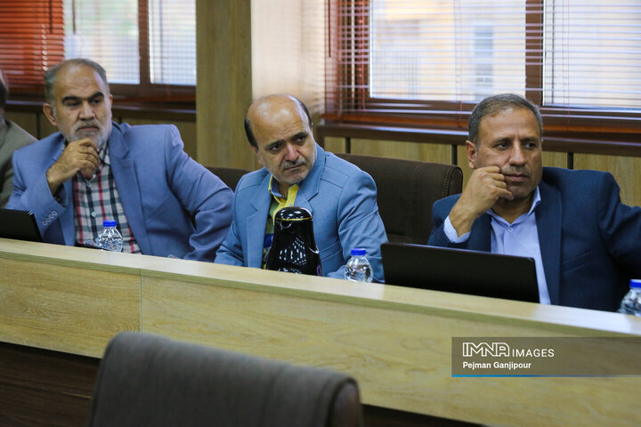 نشست مجمع نمایندگان استان اصفهان