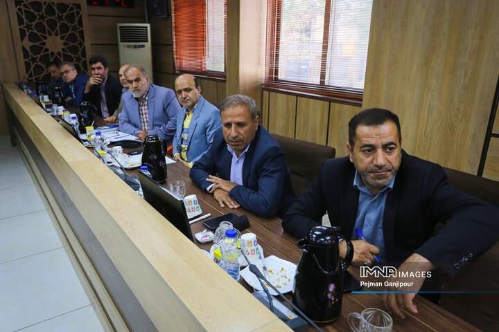 نشست مجمع نمایندگان استان اصفهان