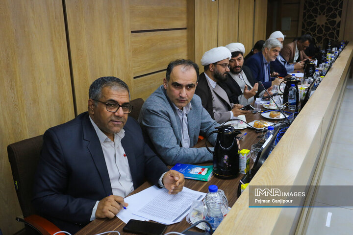 نشست مجمع نمایندگان استان اصفهان