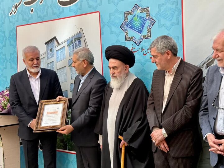 افتتاح یکی از بزرگ‌ترین مجموعه اقامتگاهی همراهان بیمار جنوب کشور در شیراز