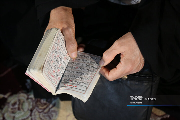 ویژه برنامه دهه کرامت در منطقه 11 شهرداری اصفهان